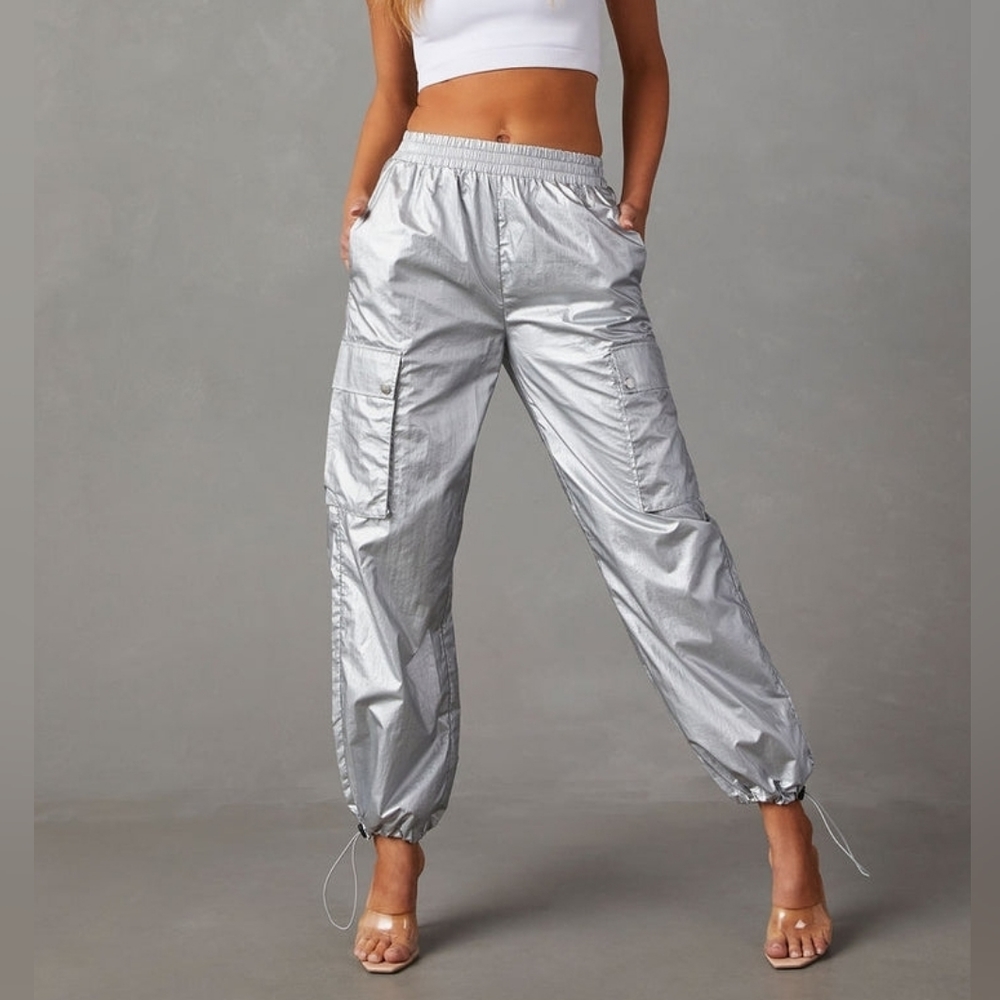 Miley Metallic High Rise Cargo pants size M